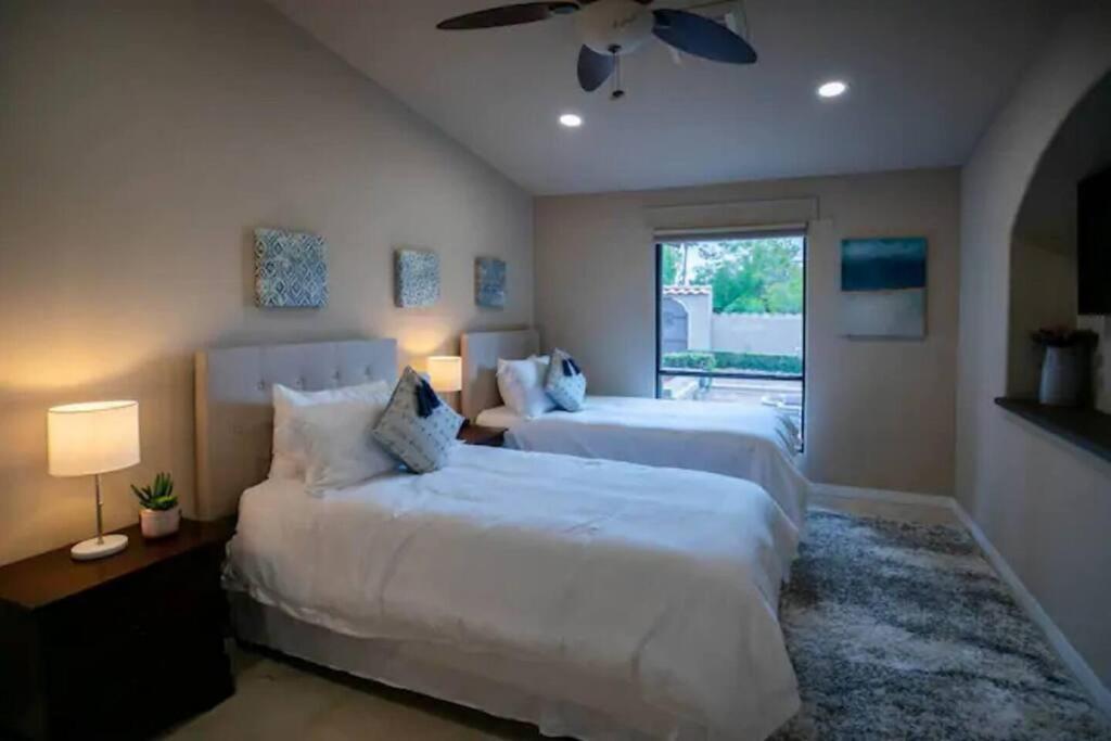 Location In Scottsdale, 8 Bedroom House, Heated Pool, Spa, Game Room, Bbq, Putting Rumah liburan *