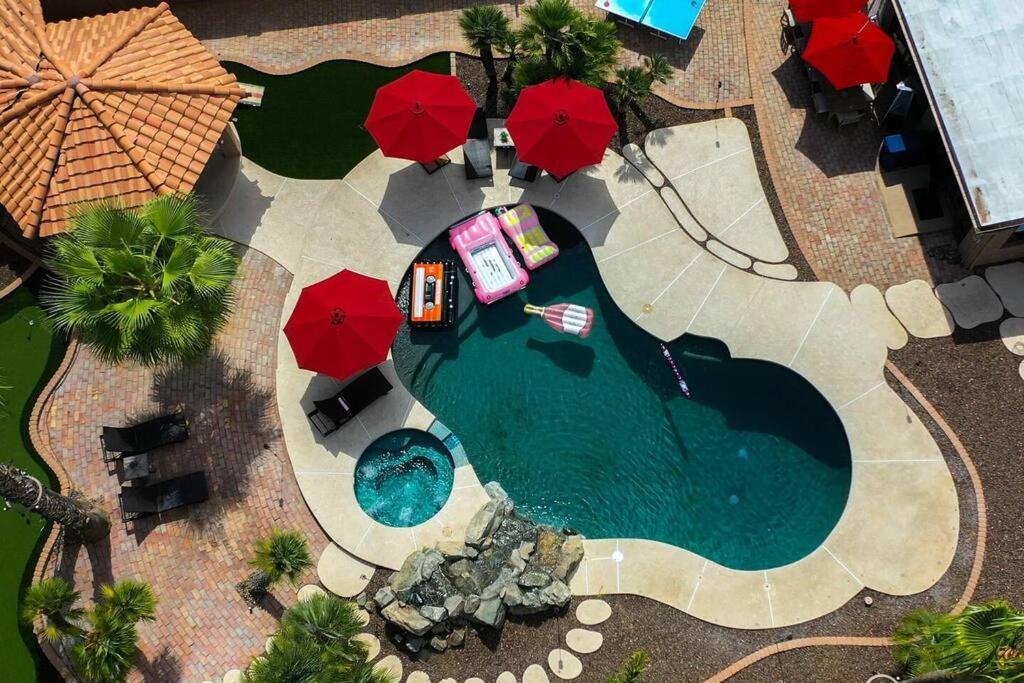 Rumah liburan Location In Scottsdale, 8 Bedroom House, Heated Pool, Spa, Game Room, Bbq, Putting