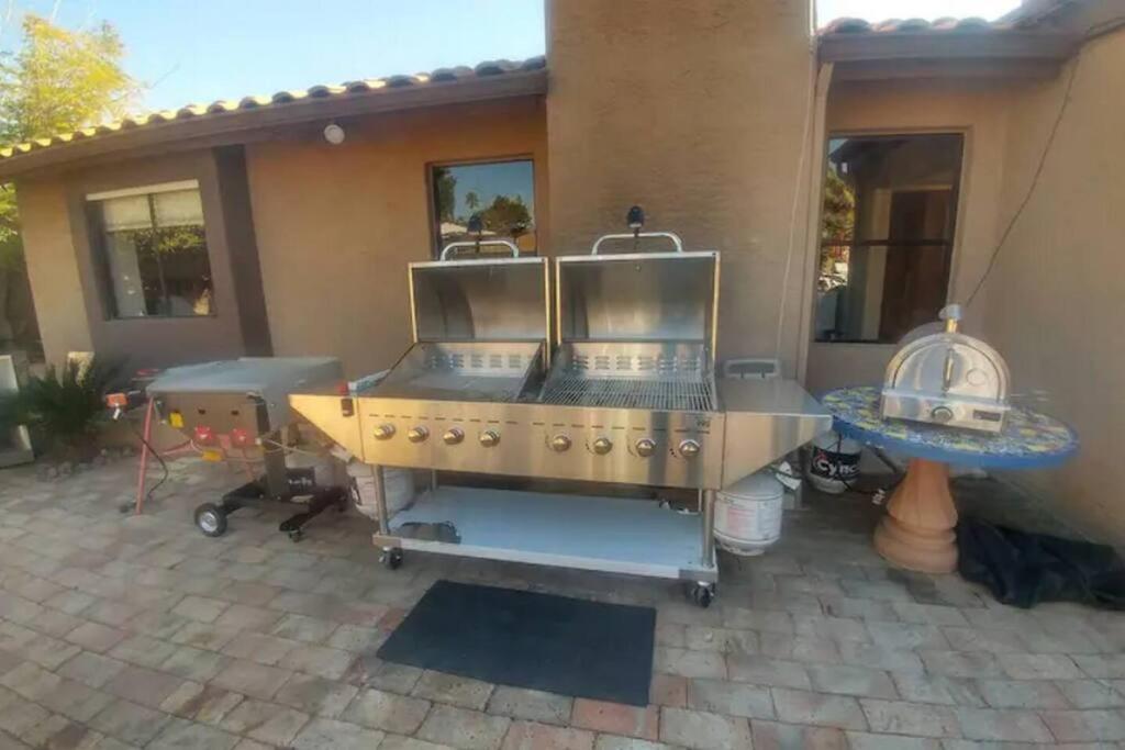 Holiday home Location In Scottsdale, 8 Bedroom House, Heated Pool, Spa, Game Room, Bbq, Putting *