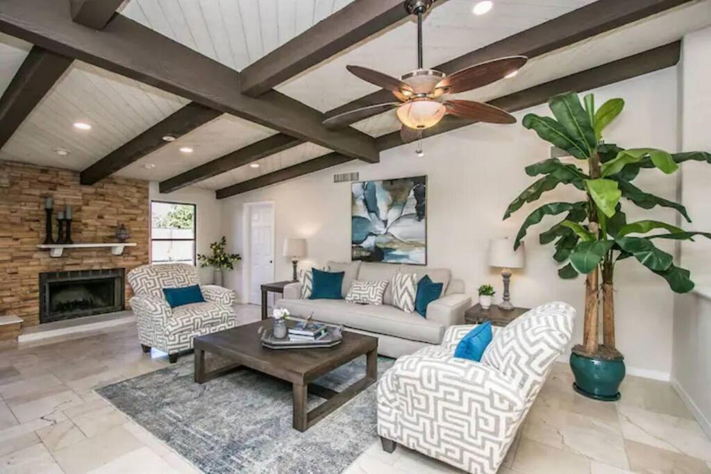 Location In Scottsdale, 8 Bedroom House, Heated Pool, Spa, Game Room, Bbq, Putting * Phoenix